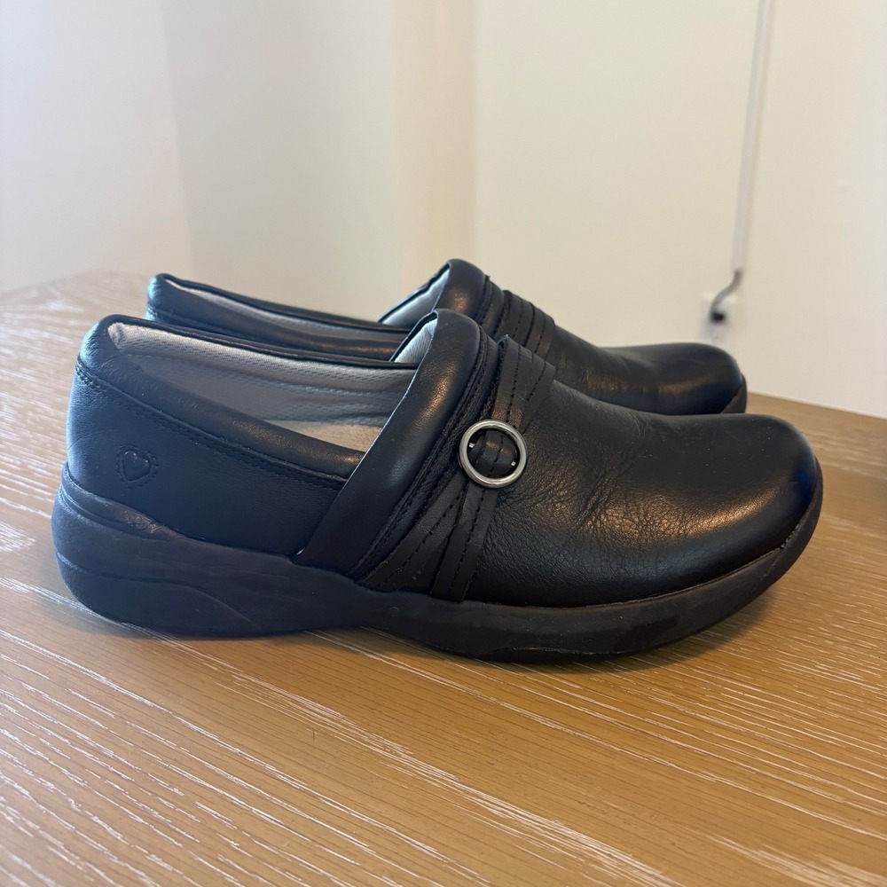 Nurse Mates Ceri Black Leather Slip On Clogs Shoes 2001001 Womens 8.5 M